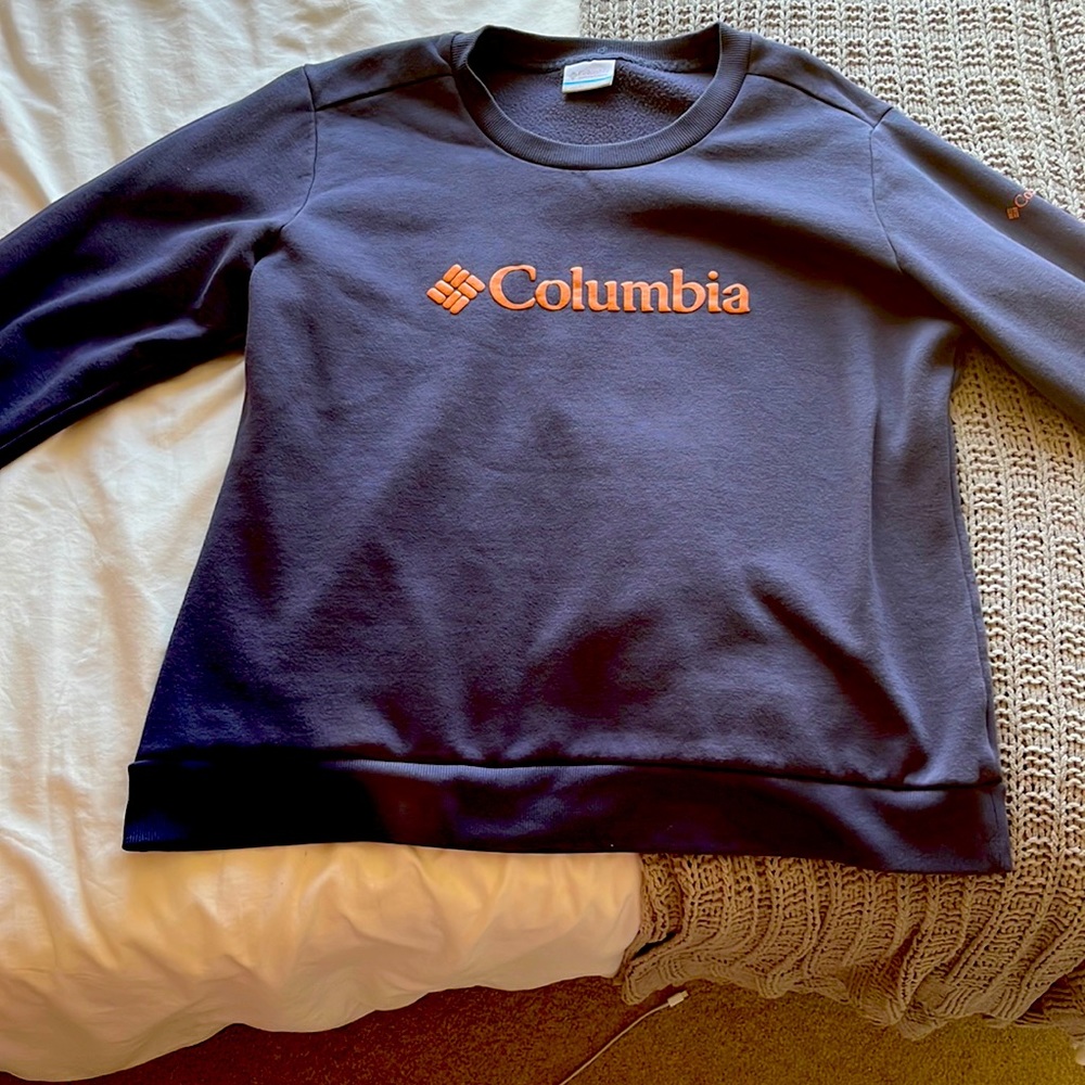 Columbia Blue crew neck